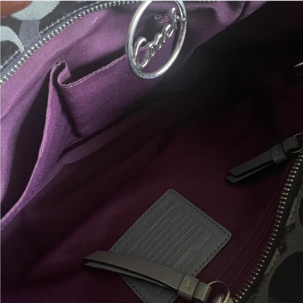 🖤 Coach Signature Tote 🖤 - Picture 4 of 6